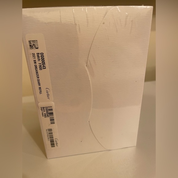 Authentic CARTIER PLANNER REFILL, PAPER - Picture 4 of 5